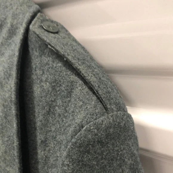 Vintage Men's Gray Military Overcoat - Picture 4 of 8